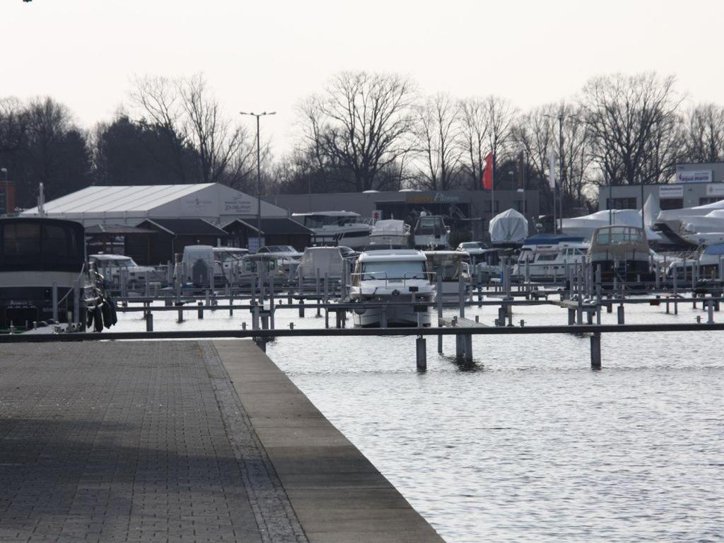 Zum Grossen Zernsee Am Hafen Kolonie Zern Экстерьер фото